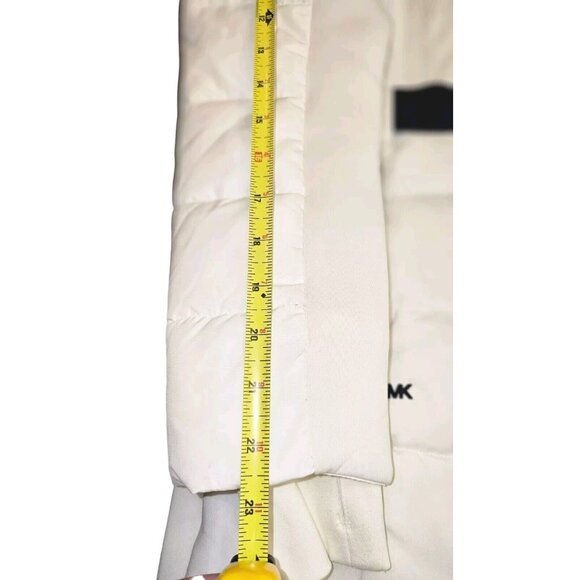 Michael Kors Women's White Winter Zipper BELT Puffer Hooded Coat Jacket Small - Picture 9 of 16